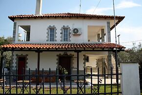 Charming Villa Halkidiki - Nea Kalikrateia - 2-bedroom Apartment
