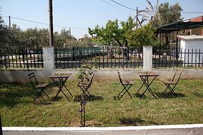 Charming Villa Halkidiki - Nea Kalikrateia - 2-bedroom Apartment