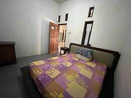 SPOT ON 93999 Kost Ibu Joko Syariah