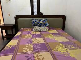 SPOT ON 93999 Kost Ibu Joko Syariah