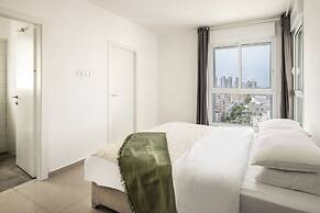 Seaside High-Rise Apt by Sea N' Rent