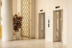 Seaside High-Rise Apt by Sea N' Rent