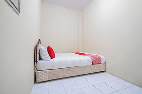 OYO 94030 Ar Guest House Syariah