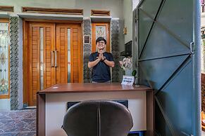 OYO 94030 Ar Guest House Syariah