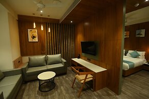 Kings Kraft Tremezzo Inn Somnath