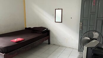 SPOT ON 94001 Sri Residence