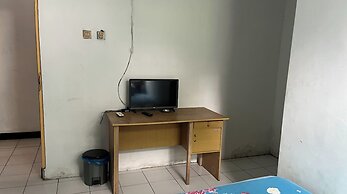 SPOT ON 94001 Sri Residence