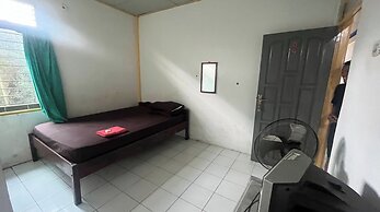 SPOT ON 94001 Sri Residence