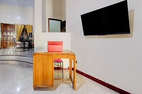 OYO 94003 Anjuk Ladang Homestay