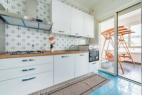 Sea Tower Apartment Bari sea Front