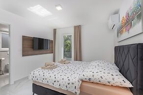 Pool Apartment Sunset With Sea View