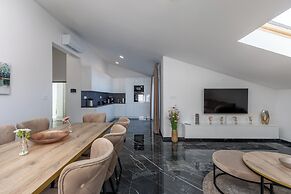 Pool Apartment Sunset With Sea View