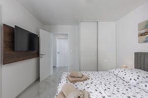 Pool Apartment Sunset With Sea View