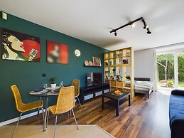 Gdańsk Apartment With Garden by Renters