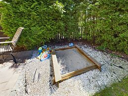 Gdańsk Apartment With Garden by Renters