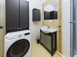 Gdańsk Apartment With Garden by Renters