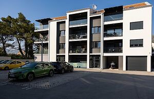 Apartment Good Vibes