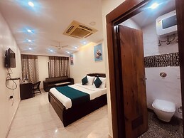 Hotel Lagoona and Banquet Hall