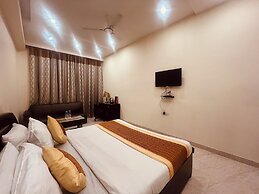 Hotel Lagoona and Banquet Hall