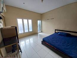 OYO 94034 Perbetulan Guest House Syariah