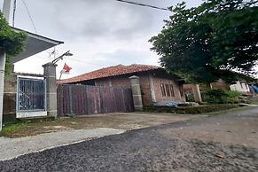 OYO 94034 Perbetulan Guest House Syariah