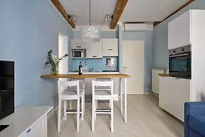 Blue Charm Florentine Apt by Oteego