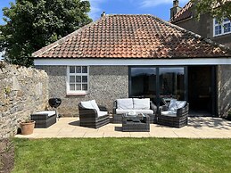 Luxury Northumberland Cottage Near Beach Sleeps 8