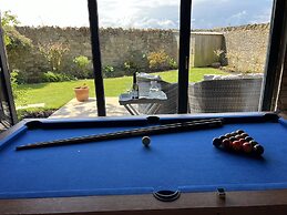 Luxury Northumberland Cottage Near Beach Sleeps 8