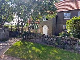 Luxury Northumberland Cottage Near Beach Sleeps 8