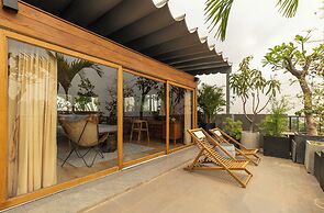 Nexus House Làng Báo Chí