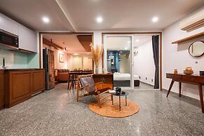 Nexus House Làng Báo Chí