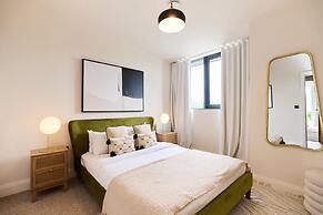 The Woodford Paradise - Homely 2bdr House With Terrace