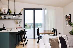The Woodford Paradise - Homely 2bdr House With Terrace