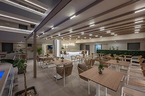 Sandy Seaside Suites