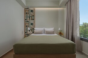 Sandy Seaside Suites