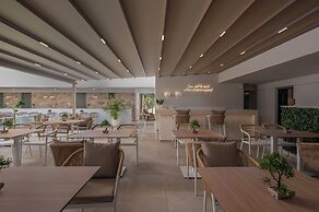 Sandy Seaside Suites