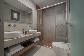 Sandy Seaside Suites