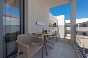 Sandy Seaside Suites