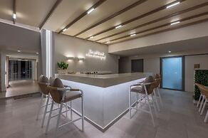 Sandy Seaside Suites