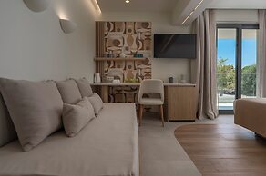 Sandy Seaside Suites