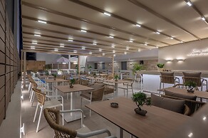 Sandy Seaside Suites