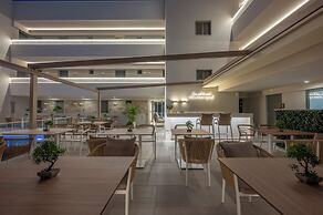 Sandy Seaside Suites