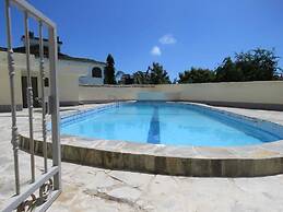 Lux Suites PK Ocean View Apartments