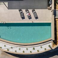 Kyma - Majo Luxury Villas 6-bedroom w Gym Sauna