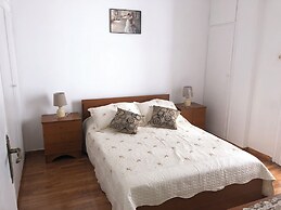 Athens Central Apartment With 2 Bedrooms