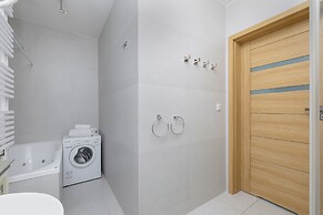 Apartament Kolorowe Balkony by Renters