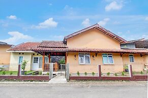 SPOT ON 94005 Homestay Bintang Syariah