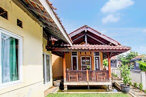 SPOT ON 94005 Homestay Bintang Syariah