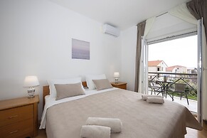 Double bed Room With Private Bathroom and Balcony