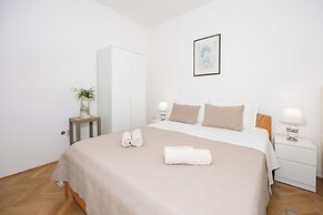 Double bed Room With Private Bathroom